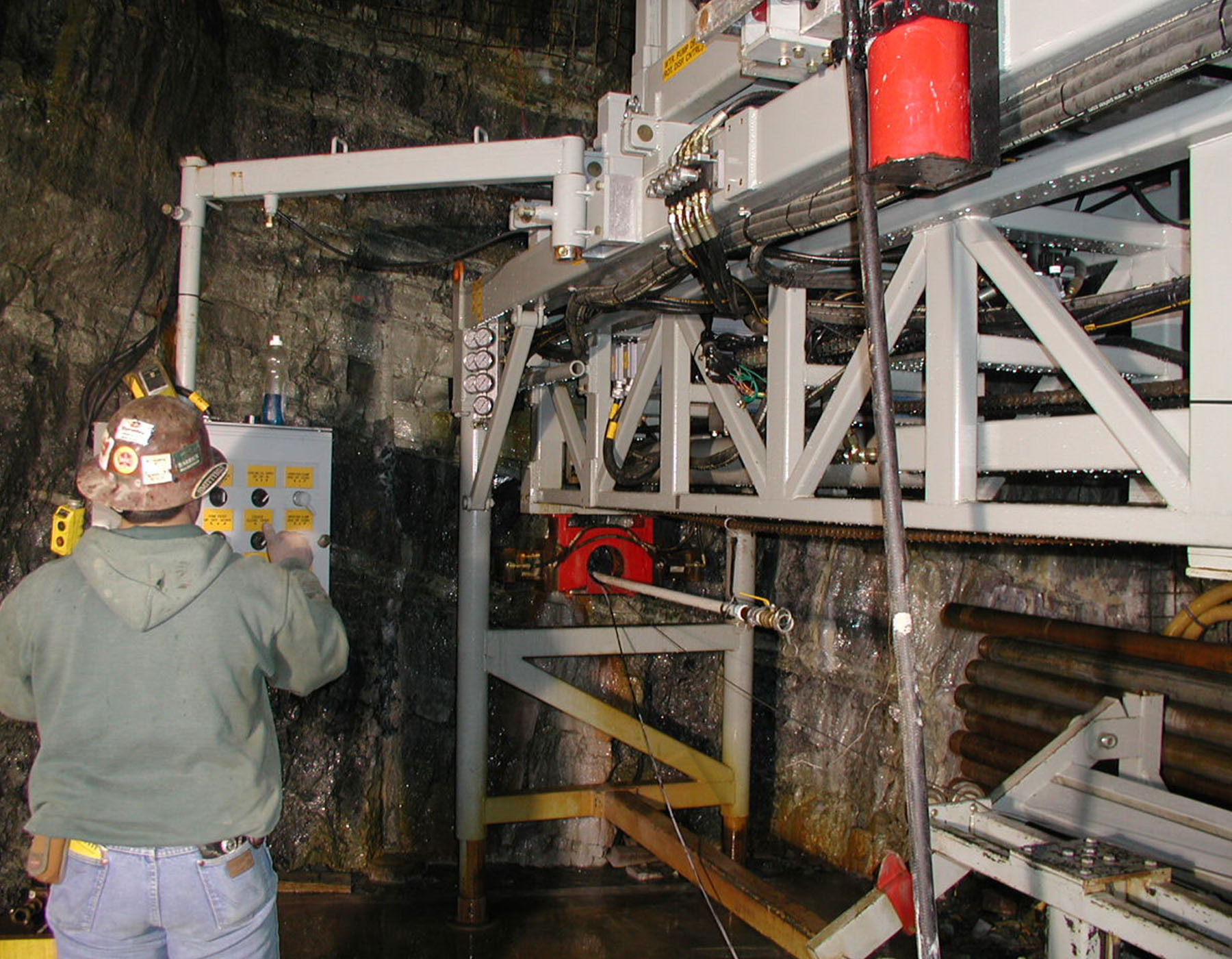 __Publications_1800x1400_0002_Horizontal-Geotechnical-Investigations-web